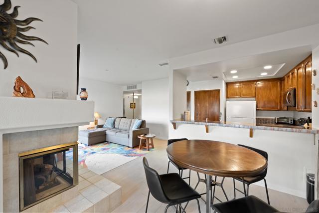 12132 Royal Birkdale Row Unit 104E, San Diego CA: https://media.crmls.org/mediaz/6cc1a965-48cf-42d4-b8dd-9e60ba4deced.jpg