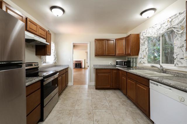 4662 4664 Bancroft, San Diego CA: https://media.crmls.org/mediaz/6cc2e9f5-7076-40c6-9663-4b3ff4d3cb20.jpg