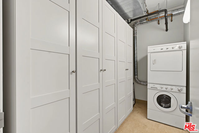 1111 South Grand Avenue, 1014 photo 41