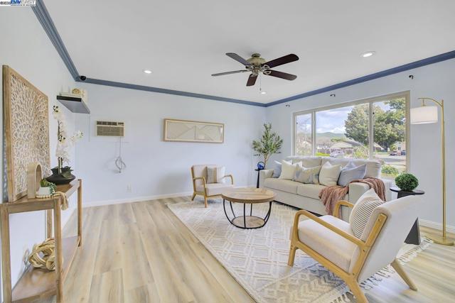 Image 7 of 52 For 2567 Bing Ct
