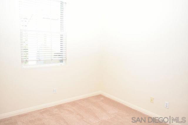 Image 30 of 48 For 1437 Caminito Sicilia