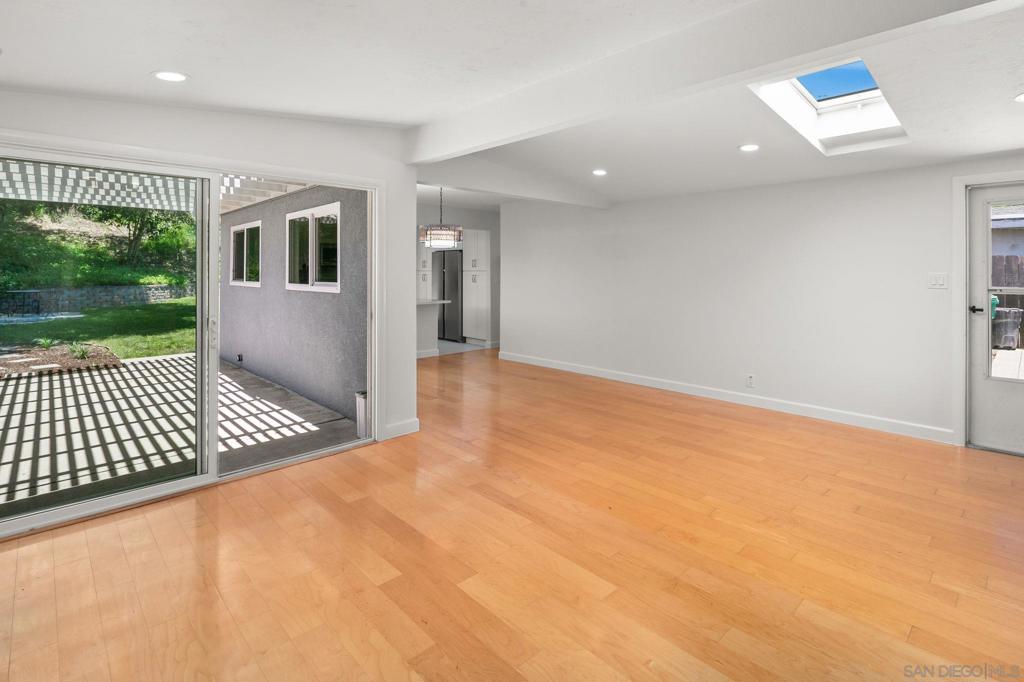5164 Chateau Dr - photo 14
