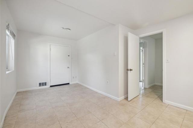 399 13th Avenue, Santa Cruz CA: https://media.crmls.org/mediaz/6cc4b603-5c01-4b6c-8c9e-52d403f3c006.jpg