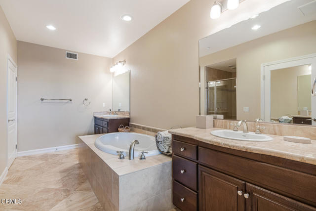 Detail Gallery Image 20 of 42 For 1541 Windshore Way, Oxnard,  CA 93035 - 2 Beds | 2 Baths