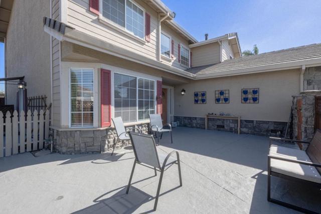 148 Greenbriar Way, Salinas CA: https://media.crmls.org/mediaz/6cc6ea17-6fa1-4f04-bdd3-370d35e4eaf7.jpg