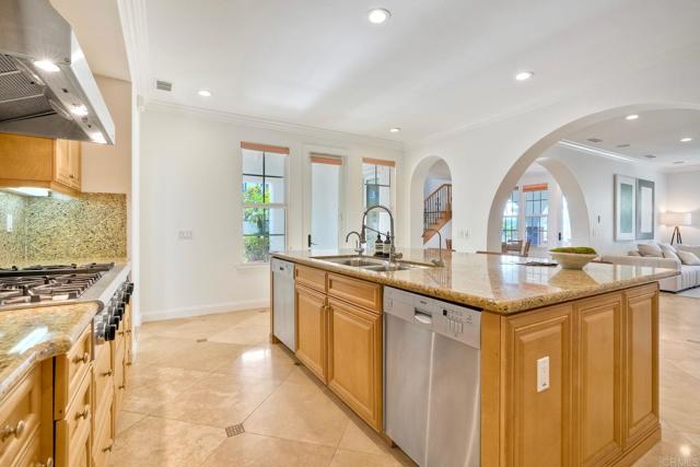 14317 Salida Del Sol, San Diego CA: https://media.crmls.org/mediaz/6cc79f69-91cd-4b5f-8302-11c1cbb572cb.jpg