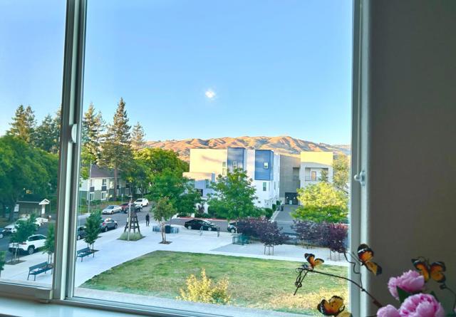750 Fruit Ranch Loop, San Jose CA: https://media.crmls.org/mediaz/6cc7e11e-db89-4f96-a9a8-a6735faba73f.jpg