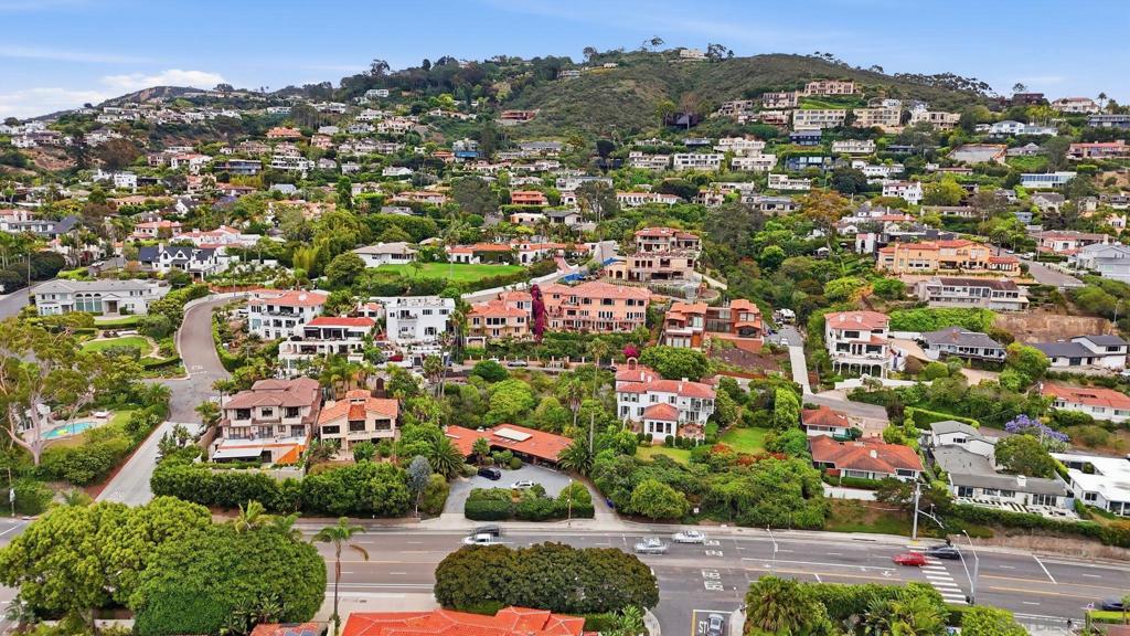 1822 Amalfi St. - photo 6