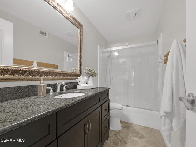 3000 Starling Avenue, Thousand Oaks CA: https://media.crmls.org/mediaz/6cc88e31-464d-4d8b-9cf3-fa5e5df10316.jpg
