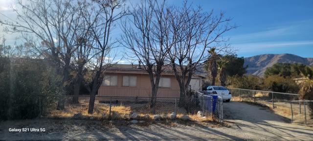 11022 West Drive, Morongo Valley CA: https://media.crmls.org/mediaz/6cc948f1-b7a0-40b7-9985-2b5e8d379764.jpg