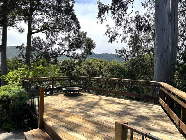 3405 Rio Road, Carmel CA: https://media.crmls.org/mediaz/6cc96007-8f53-4b17-a63f-7c70523bdad3.jpg