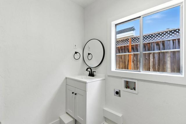 15591 Loma Vista Avenue, Los Gatos CA: https://media.crmls.org/mediaz/6cc98acc-8ead-492a-ae93-4861cfeff77f.jpg