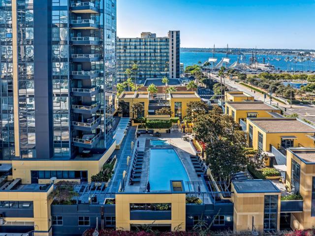 1325 Pacific Hwy, San Diego CA: https://media.crmls.org/mediaz/6cca4bb9-a53a-40b6-a911-dcabb44863db.jpg