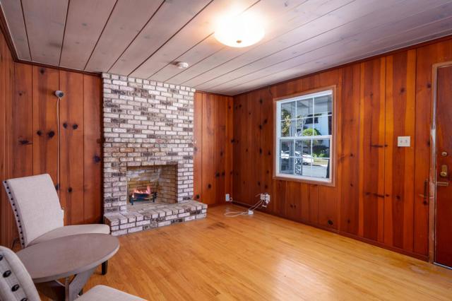 774 Chestnut Street, San Carlos CA: https://media.crmls.org/mediaz/6ccb95fd-0b7a-4d3e-a864-4f56ae881e80.jpg