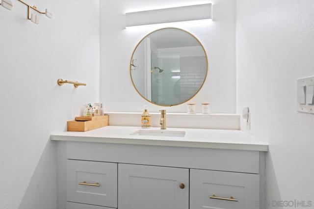 8150 Lemon Ave, La Mesa CA: https://media.crmls.org/mediaz/6ccc35e3-56f3-4a43-b28b-9e15fcc88a83.jpg