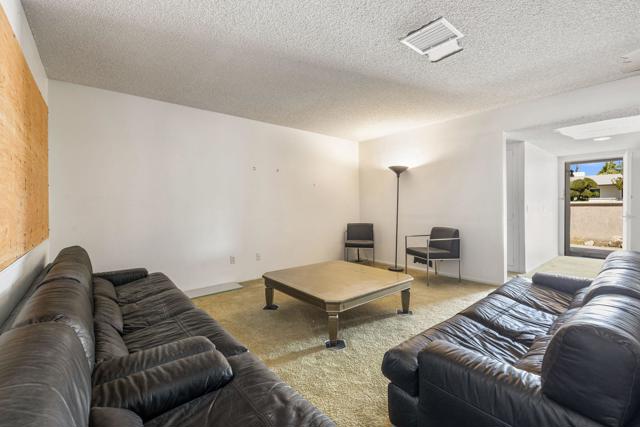 38280 Chuperosa Lane, Cathedral City CA: https://media.crmls.org/mediaz/6ccd5bf4-6f88-40c5-afe4-cbf7f47a59f8.jpg