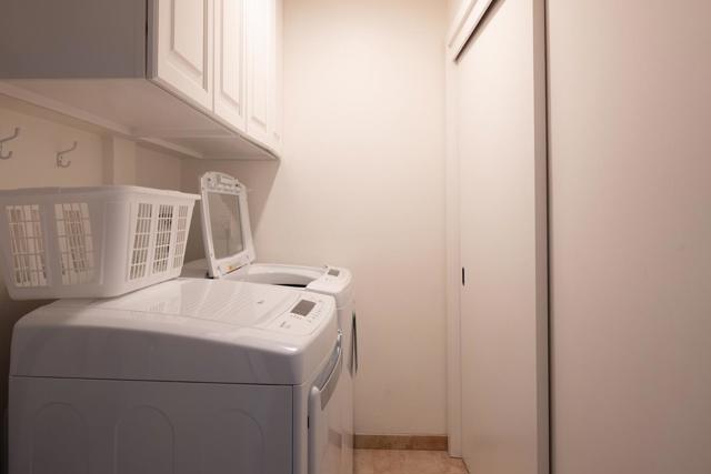 28092 Barn Way, Carmel CA: https://media.crmls.org/mediaz/6ccddfcd-4424-4d8b-8b24-6b4a4303c8be.jpg