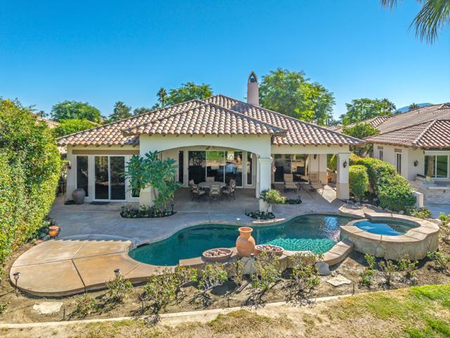 48145 Paso Tiempo Lane, La Quinta CA: https://media.crmls.org/mediaz/6ccec632-3431-44c9-8006-1fe77881566a.jpg