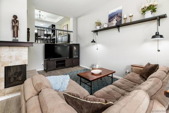 4052 Mahaila Ave, San Diego CA: https://media.crmls.org/mediaz/6ccedbeb-db62-45f8-87eb-0c7862385790.jpg