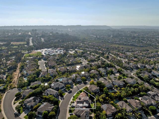 3424 CAMINO ALEGRE, Carlsbad CA: https://media.crmls.org/mediaz/6ccf07b8-4cc8-431e-ae12-cbd4970bb19c.jpg