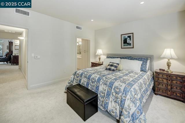5920 Horsemans Canyon Dr, Walnut Creek CA: https://media.crmls.org/mediaz/6ccf24cf-a899-4bff-a029-ccba34c34be0.jpg