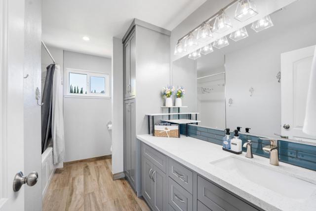 460 La Crosse Drive, Morgan Hill CA: https://media.crmls.org/mediaz/6ccf5d03-f836-41bc-9c46-f1877e69f7ce.jpg