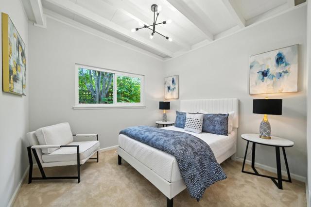 821 E Meadow Drive, Palo Alto CA: https://media.crmls.org/mediaz/6ccf7d04-8c9f-405d-9dde-c9c07ebccf2f.jpg