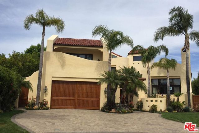 1475 Via Cresta, Pacific Palisades CA: https://media.crmls.org/mediaz/6ccfc5b0-f7af-4c2d-ad2d-cfa4e6a7377b.jpg