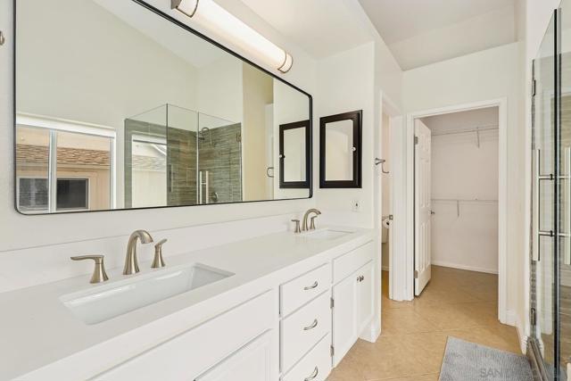 329 Del Flora St, Oceanside CA: https://media.crmls.org/mediaz/6cd04551-d65f-4ae4-98a4-f2a249960bf0.jpg