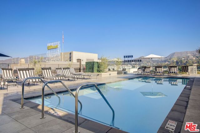 1645 N Vine Street, Los Angeles CA: https://media.crmls.org/mediaz/6cd18741-6e22-43fa-9ab7-108024555888.jpg