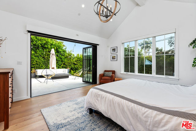 7614 Truxton Avenue, Los Angeles CA: https://media.crmls.org/mediaz/6cd24f5d-af45-4ddb-b944-7b7c9b030cd9.jpg
