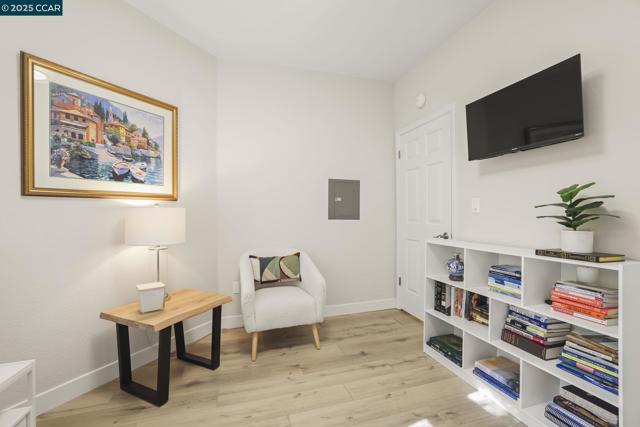 4701 Terra Granada Dr, Walnut Creek CA: https://media.crmls.org/mediaz/6cd2a055-2b4f-4680-8de0-db005fa287f9.jpg