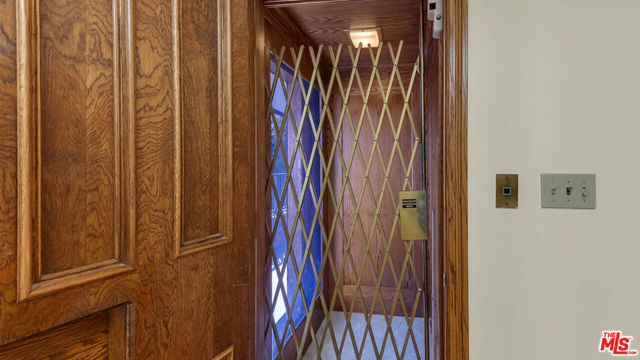 1242 Angelo Drive photo 62