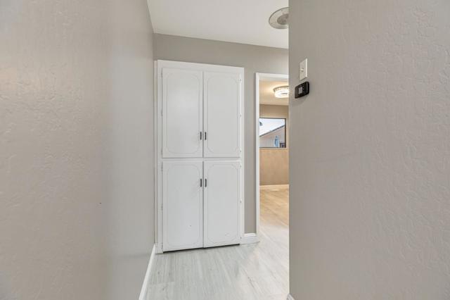 445 Marks Drive, Hollister CA: https://media.crmls.org/mediaz/6cd4013e-2d8a-4478-ab4e-9ed56c3e9918.jpg