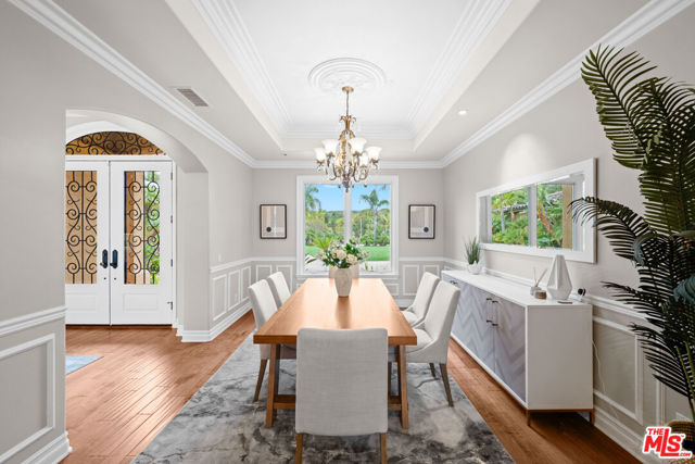 5105 Via El Cerro, Newbury Park CA: https://media.crmls.org/mediaz/6cd42080-2861-4e82-8bf9-70bb59b9e9ae.jpg