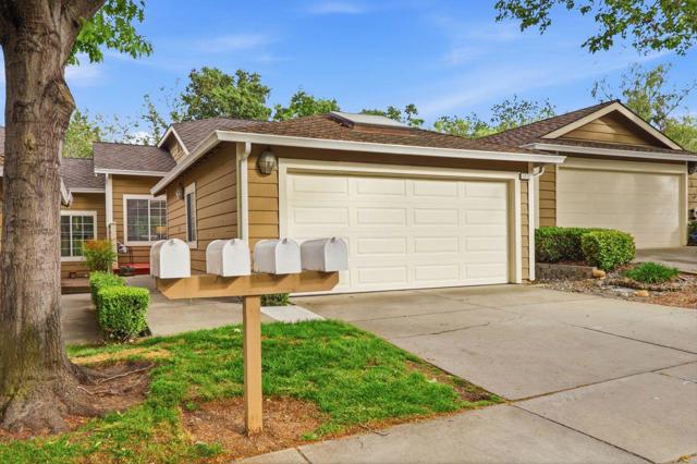 1212 Shelby Creek Lane, San Jose CA: https://media.crmls.org/mediaz/6cd4db16-d09c-4727-a5b5-a1b51fcc9de8.jpg