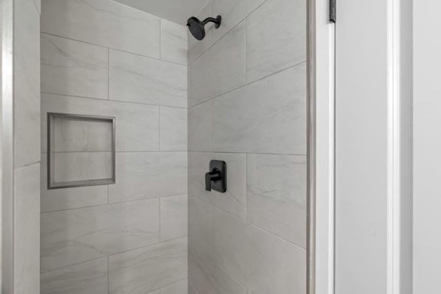 3221 Colgate Lane, Bakersfield CA: https://media.crmls.org/mediaz/6cd53c1c-e3f4-4b09-b2b8-b1df8aa4c79f.jpg