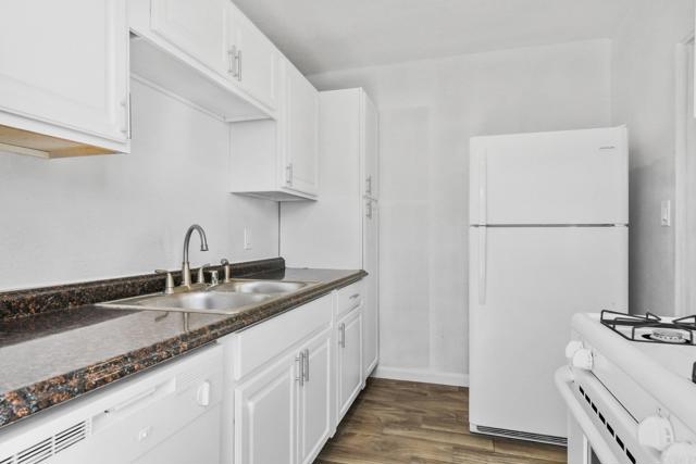 5977 Balmoral Drive, San Diego CA: https://media.crmls.org/mediaz/6cd5d9a7-3bd9-449d-a22a-d2ecfb6c434b.jpg