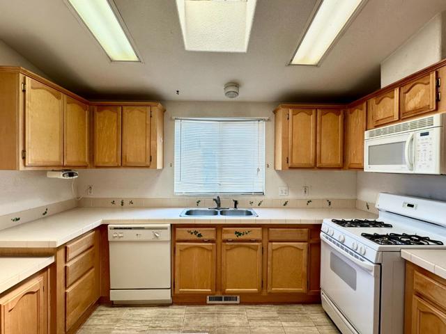 411 Lewis Road, San Jose CA: https://media.crmls.org/mediaz/6cd732fa-033a-4411-be71-fe3483482670.jpg