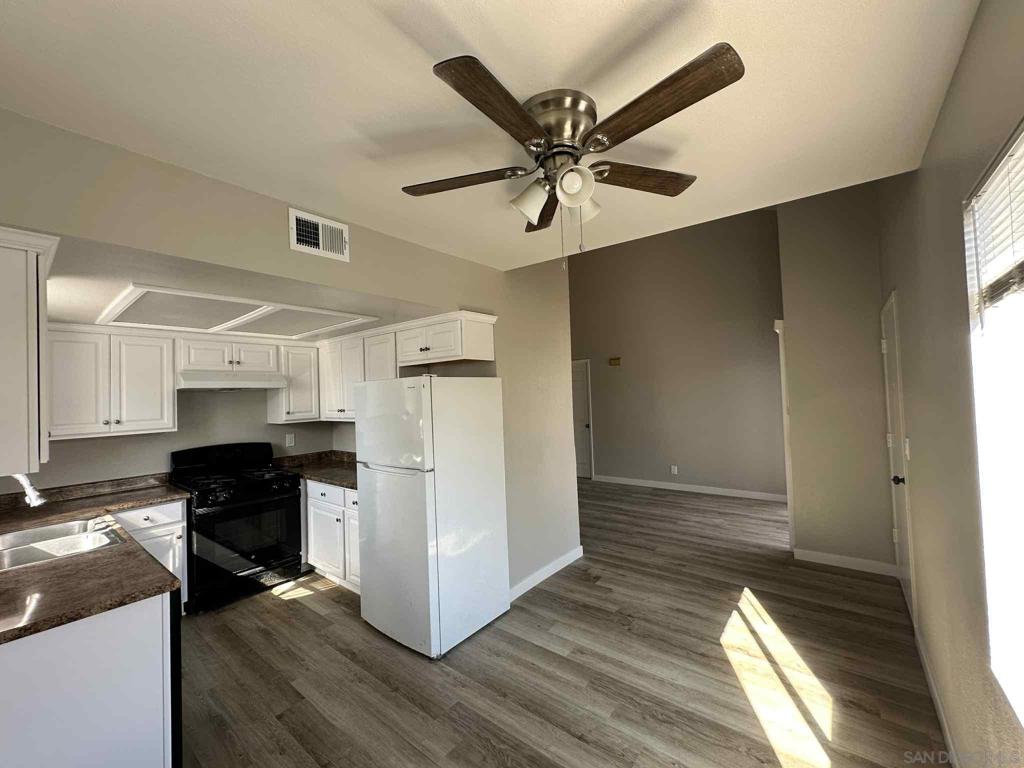 MLS #250037927SD image #6