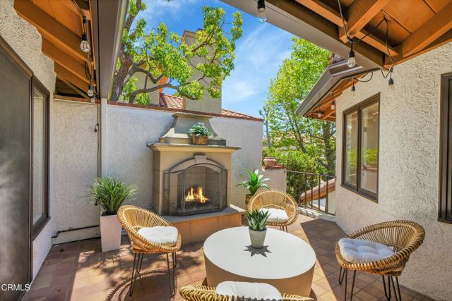 4559 Rayburn Street, Westlake Village CA: https://media.crmls.org/mediaz/6cd7dd00-8c21-48a2-a867-3ee3c4d0772d.jpg