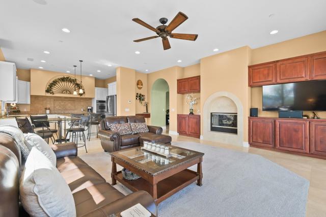 Detail Gallery Image 16 of 38 For 164 Dawn View Way, El Cajon,  CA 92021 - 4 Beds | 2/2 Baths