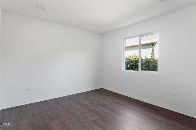 Image 33 of 72 For 7445 Balcom Avenue