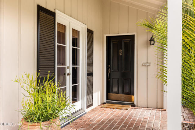 394 S Bonnie Avenue, Pasadena CA: https://media.crmls.org/mediaz/6cd9c49c-3eab-4d4f-89f8-2e98512b3f73.jpg