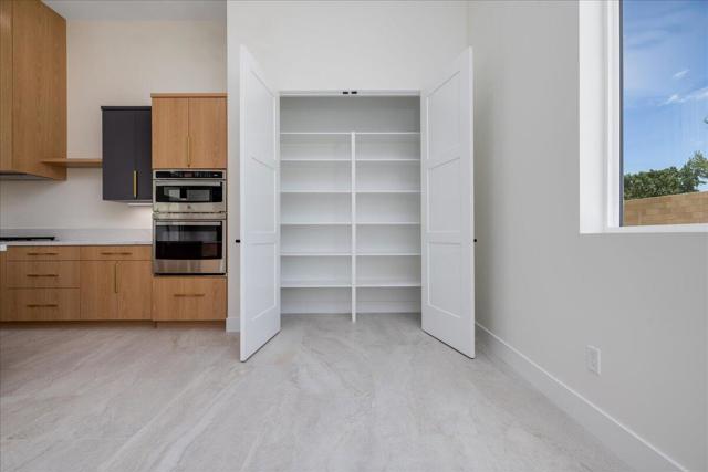 4195 Evergreen Lane, Banning CA: https://media.crmls.org/mediaz/6cd9efda-d80f-473c-b030-00060f389cdd.jpg