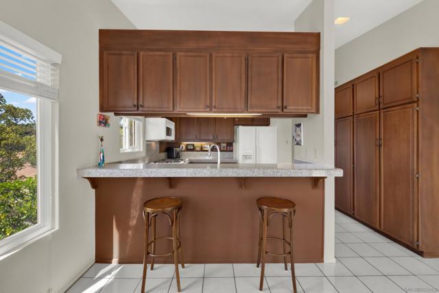 Image 22 of 50 For 17925 Avenida Cordillera