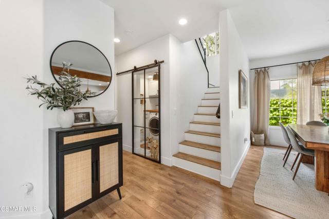 2658 Morning Grove Way, Thousand Oaks CA: https://media.crmls.org/mediaz/6cdbbdd1-1aaa-4024-af05-accbb8adc126.jpg