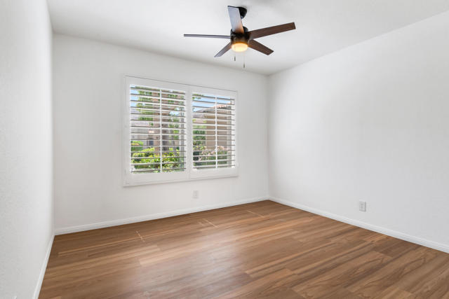 48245 Calle Floristas, La Quinta CA: https://media.crmls.org/mediaz/6cdccc5c-ce17-4e5c-b617-e481dd9ae245.jpg