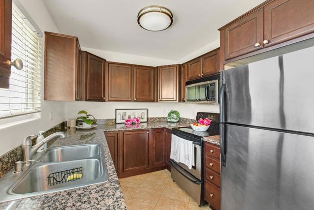 4970 Cherry Avenue, San Jose CA: https://media.crmls.org/mediaz/6cdd3805-4c8d-4af9-883f-0d4ba57d3594.jpg