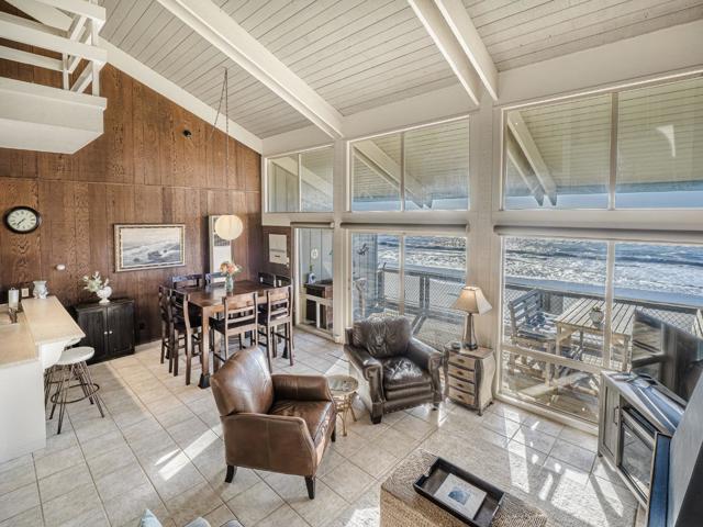 753 The Shoreline, La Selva Beach CA: https://media.crmls.org/mediaz/6cdd4335-a067-4601-bd8b-43d7054e806c.jpg